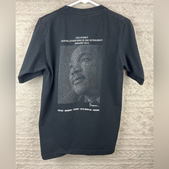 Martin Luther King Jr Dreams Black T-Shirt Medium 5k Run Kuwait - Picture 7 of 9